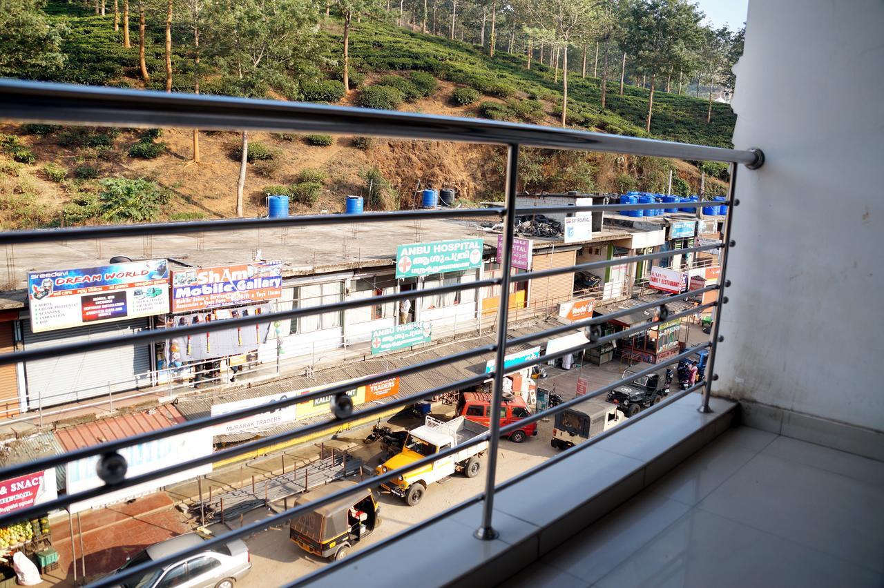 Hotel Royal Nest Vandiperiyar Exterior photo